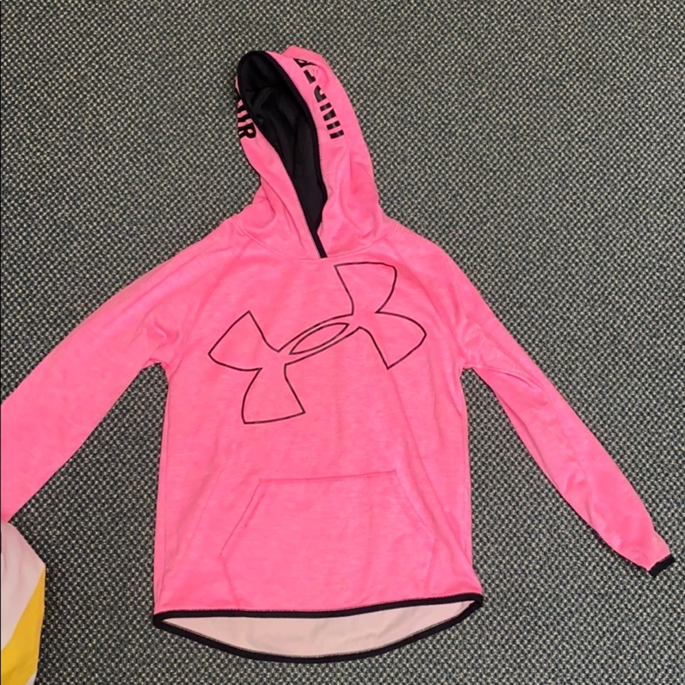 Under armour sweatshirt